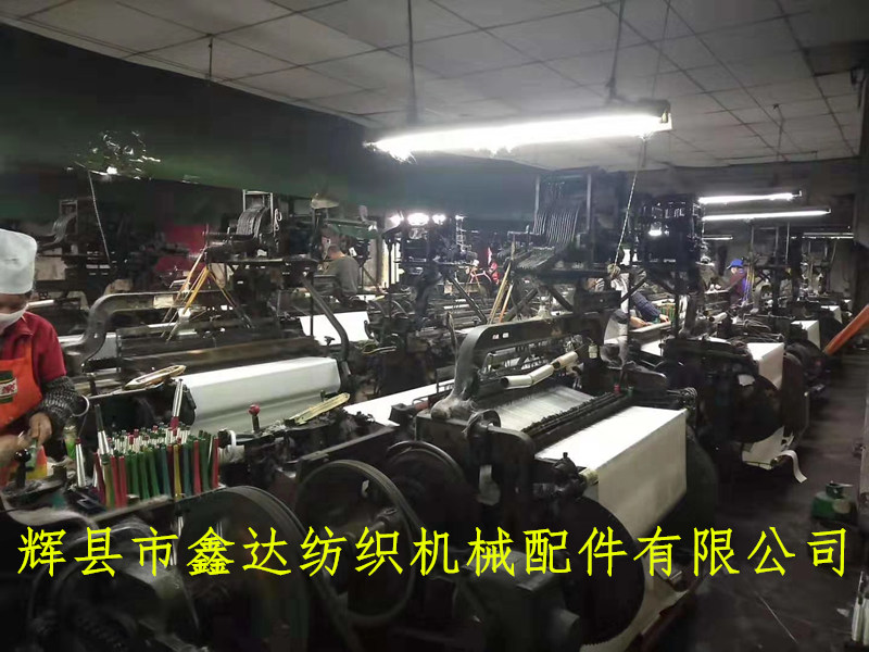 二手1511-44織布機(jī) 44寸多臂織布機(jī)車間